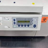 Eppendorf 5810R Refrigerated Centrifuge image 2